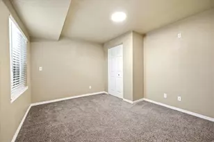 1546 S 850 W, Woods Cross, UT 84087 - Photo 19