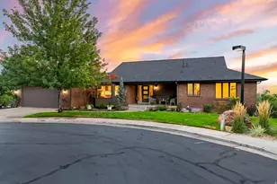 1683 Whispering Oaks Dr, Ogden, UT 84403 - Photo 1