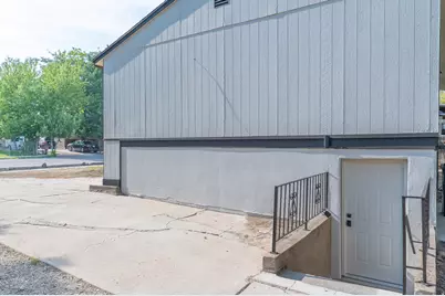 6657 S Kentucky Dr, West Jordan, UT 84084 - Photo 17