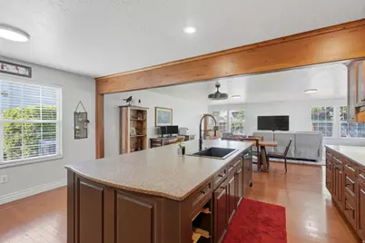 588 W 2125 N, West Bountiful, UT 84087 - Photo 13