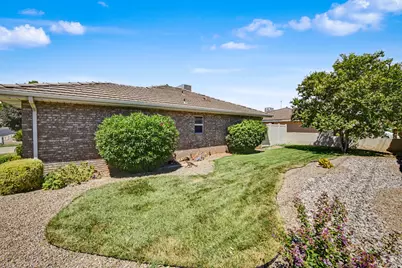 1055 E 900 S, Saint George, UT 84790 - Photo 27