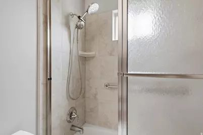 42 E Hillsborough N, Pleasant View, UT 84414 - Photo 25