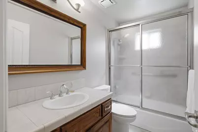 42 E Hillsborough N, Pleasant View, UT 84414 - Photo 15