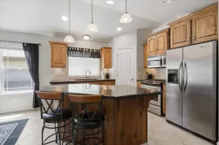 42 E Hillsborough N, Pleasant View, UT 84414 - Photo 9