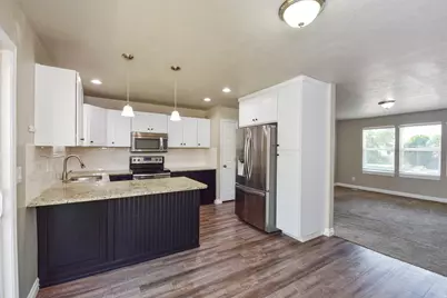632 W 2150 N, Harrisville, UT 84414 - Photo 5