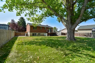 632 W 2150 N, Harrisville, UT 84414 - Photo 25