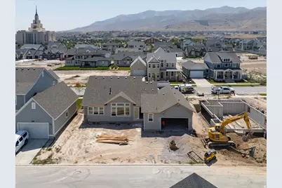 772 W Caroline Dr #218, Saratoga Springs, UT 84045 - Photo 5