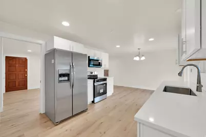 4260 S Normandie Ln, Millcreek, UT 84107 - Photo 11