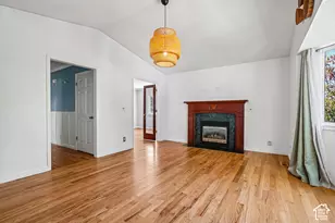 2112 N Sunset Dr, Layton, UT 84040 - Photo 3