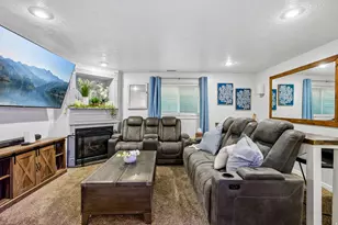 2112 N Sunset Dr, Layton, UT 84040 - Photo 13