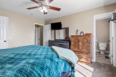 4744 S 3300 W, Roy, UT 84067 - Photo 9