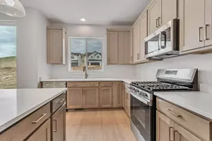 6766 S Glade Creek Dr Dr, West Jordan, UT 84081 - Photo 7