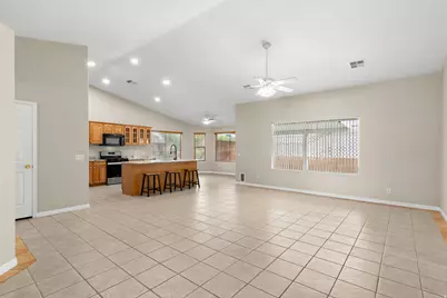 682 N 2240 E, Saint George, UT 84790 - Photo 9