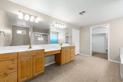 682 N 2240 E, Saint George, UT 84790 - Photo 17