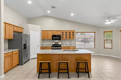 682 N 2240 E, Saint George, UT 84790 - Photo 5
