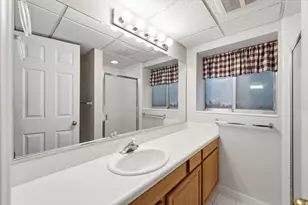 1852 E Wild Willow Ln, Sandy, UT 84093 - Photo 37