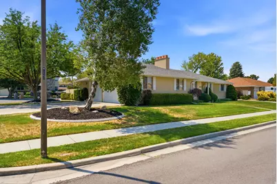 1852 E Wild Willow Ln, Sandy, UT 84093 - Photo 5