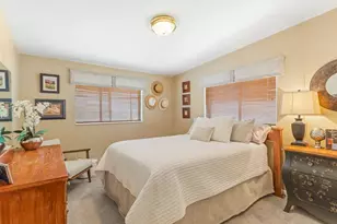 3371 E Larchmont Dr, Salt Lake City, UT 84109 - Photo 13