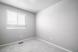 542 N Mule Deer Pl, Saratoga Springs, UT 84045 - Photo 9