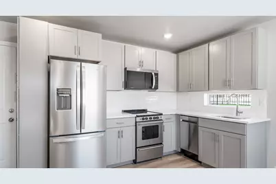 542 N Mule Deer Pl #184, Saratoga Springs, UT 84045 - Photo 5