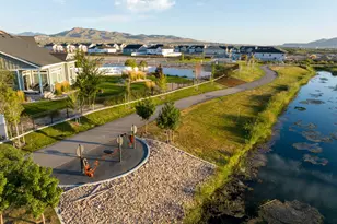 542 N Mule Deer Pl, Saratoga Springs, UT 84045 - Photo 17