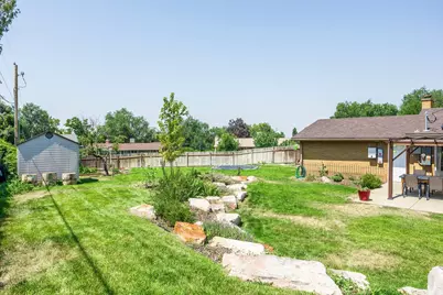 208 N Oakleaf Ln, North Salt Lake, UT 84054 - Photo 23