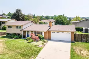 208 N Oakleaf Ln, North Salt Lake, UT 84054 - Photo 35