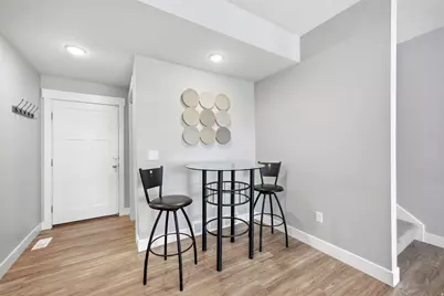 9283 S Bennington Ct, Sandy, UT 84094 - Photo 13