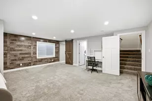 9283 S Bennington Ct, Sandy, UT 84094 - Photo 27