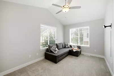 9283 S Bennington Ct, Sandy, UT 84094 - Photo 17