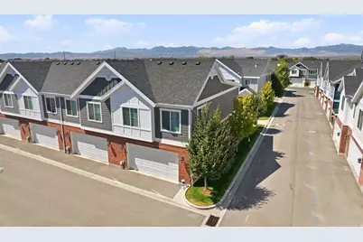 9283 S Bennington Ct, Sandy, UT 84094 - Photo 35