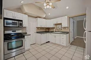 11751 S 1700 E, Sandy, UT 84092 - Photo 63
