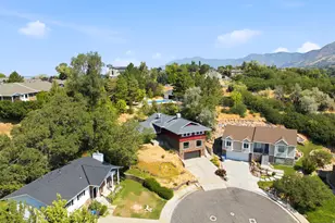 5625 S Crestwood Dr E, South Ogden, UT 84405 - Photo 63