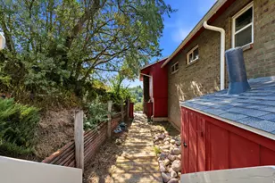 5625 S Crestwood Dr E, South Ogden, UT 84405 - Photo 51