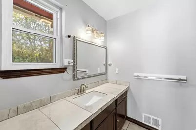 5625 S Crestwood Dr E, South Ogden, UT 84405 - Photo 17