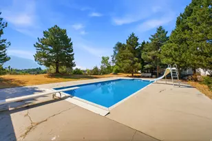 5625 S Crestwood Dr E, South Ogden, UT 84405 - Photo 59