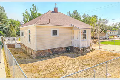 70 E 100 N, Wellington, UT 84542 - Photo 31