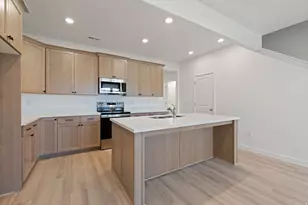 6731 W Jumbo Rocks Ln S, Herriman, UT 84096 - Photo 7