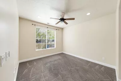 3439 S Barcelona Dr #7, Saint George, UT 84790 - Photo 11