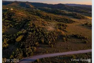495 W Lutherwood Rd #5, Alton, UT 84710 - Photo 9