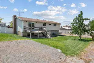 1064 W 180 N, Orem, UT 84057 - Photo 31