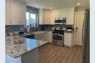 932 E 840 N, Orem, UT 84097 - Photo 5
