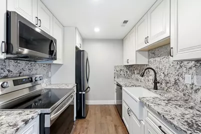 31 N M St E #206, Salt Lake City, UT 84103 - Photo 15