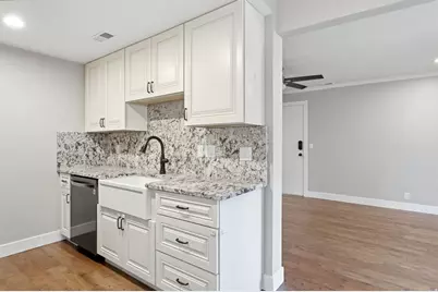 31 N M St E #206, Salt Lake City, UT 84103 - Photo 17