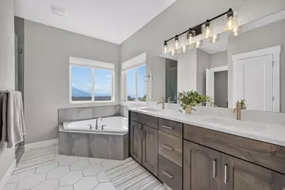435 E 3850 N, North Ogden, UT 84414 - Photo 13