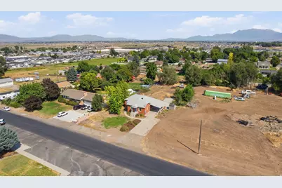 453 E 100 N, Salem, UT 84653 - Photo 35
