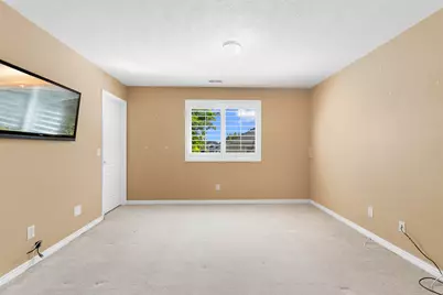 1121 Oakridge Park Dr, Farmington, UT 84025 - Photo 29
