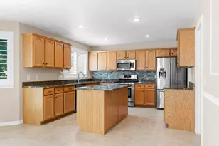 1121 Oakridge Park Dr, Farmington, UT 84025 - Photo 7