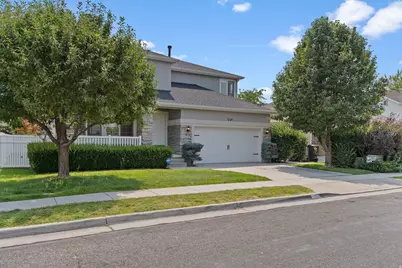 1121 Oakridge Park Dr, Farmington, UT 84025 - Photo 5