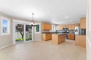 1121 Oakridge Park Dr, Farmington, UT 84025 - Photo 17